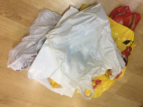 introducerea-pe-piata-nationala-a-pungilor-din-plastic-subtire-si-foarte-subtire-cu-maner-va-fi-interzisa-de-la-1-iulie
