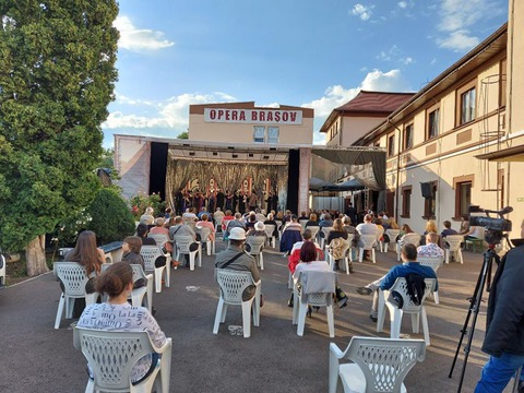 final-de-luna-festiv-la-opera-braov