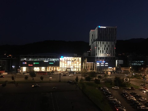mall-ul-din-centrul-civic-se-deschide-miercuri-nu-transformai-ziua-de-deschidere-in-punctul-de-debut-al-unor-noi-imbolnaviri-transmit-autoritaile