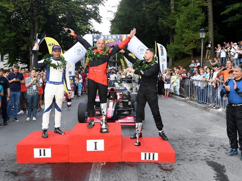 pilotul-lucien-hora-a-castigat-cea-de-a-xi-a-editie-a-trofeului-sinaia