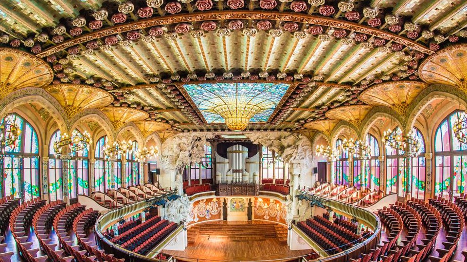 live-beethoven-sub-cupola-palatului-muzicii-catalane-din-barcelona-cu-orchestra-champs-elysees-i-philippe-herreweghe