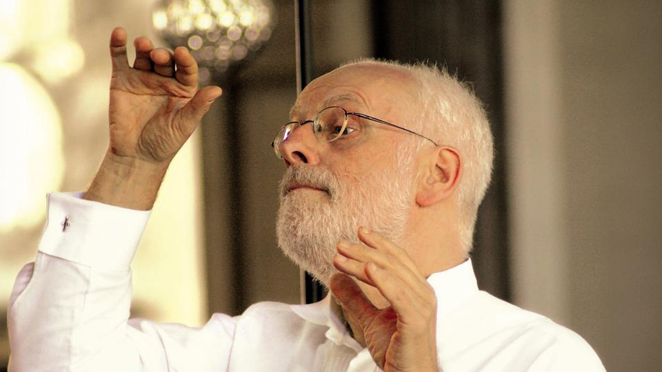 ton-koopman-i-florin-iliescu-soliti-ai-orchestrei-simfonice-a-radiodifuziunii-din-frankfurt-intr-un-concert-din-seria-baroc