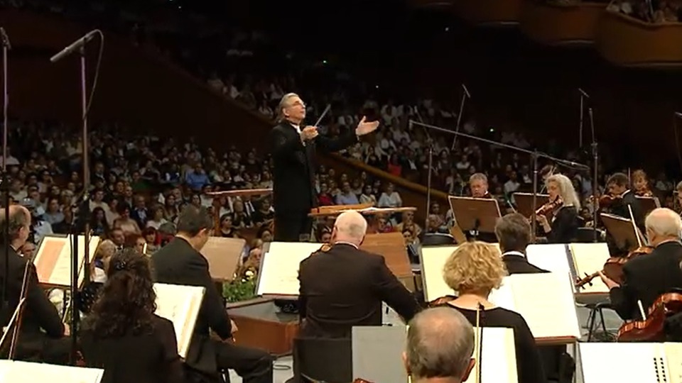 michael-tilson-thomas-i-orchestra-simfonica-din-san-francisco-la-concertele-rrm