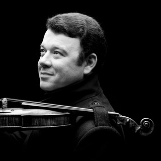 Violonistul Vadim Gluzman &#523;n direct de la 'Elbphilharmonie' - duminic 24 februarie, ora 12.00