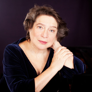 Elisabeth Leonskaja - la Interpre&#539;ii Festivalului Enescu 2019, vineri 12 iulie, ntre orele 10,00-11,00 &#537;i, n reluare, de la ora 23.30