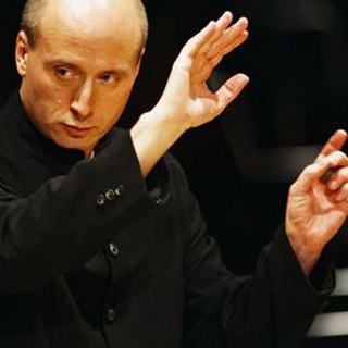 Paavo Jrvi dirijeaz Orchestra Simfonic a Radiodifuziunii din Frankfurt n creaii de Sibelius, Beethoven i Reinvere