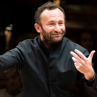 Live de la Filarmonica din Berlin: Kirill Petrenko aduce n aten&#539;ie un repertoriu rar abordat 