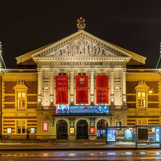 n direct de la Amsterdam, un concert tradiional al Orchestrei Regale &#8222;Concertgebouw&#8221;: Oratoriul &#8222;Patimile dup Matei&#8221; de J. S. Bach