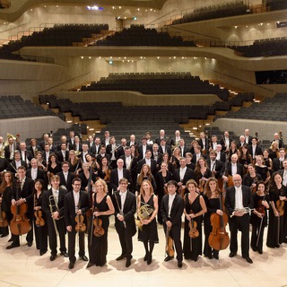 Final de stagiune la Elbphilharmonie din Hamburg, cu Mara Due&#241;as &#537;i Alan Gilbert