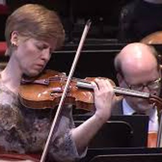 Live de la Hanovra, Isabelle Faust n Concertul pentru vioar &#537;i orchestr de Antonn Dvok, cu Andrew Manze la pupitrul dirijoral