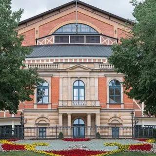 �N DIRECT de la Bayreuth - Rienzi de Wagner