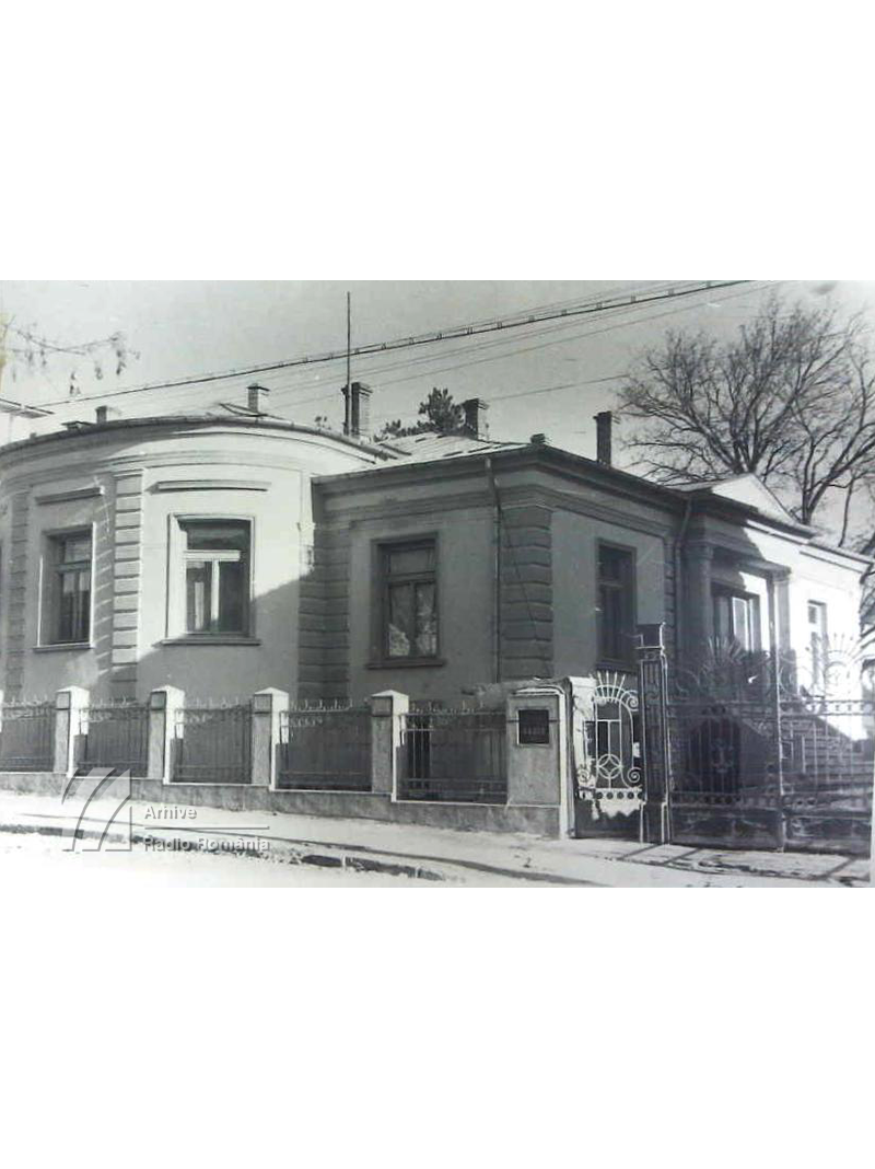 Clădirea postului Radio Moldova, de la Ia&#537;i - imagine de ansamblu (1941)
