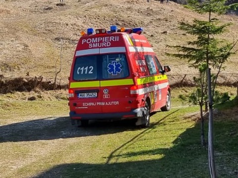 o-persoana-a-ajuns-la-spital-dupa-ce-a-cazut-in-barsa
