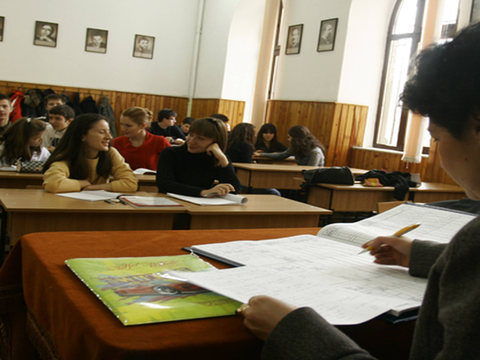 autoritaile-iau-in-calcul-reprogramari-ale-examenelor-daca-profesorii-vor-continua-greva