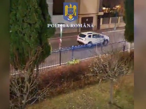 video-poliitii-braoveni-au-reinut-doua-femei-acuzate-de-furt-calificat