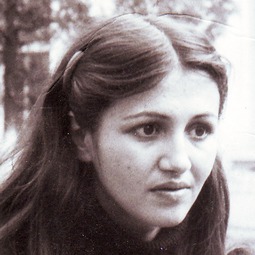 Mariana Marin - Elegie ("M� gr�besc �nspre moarte…")