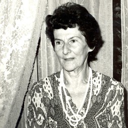 Confluen�e: Zoe Dumitrescu-Bușulenga, Tudor Vianu �i Lucian Blaga