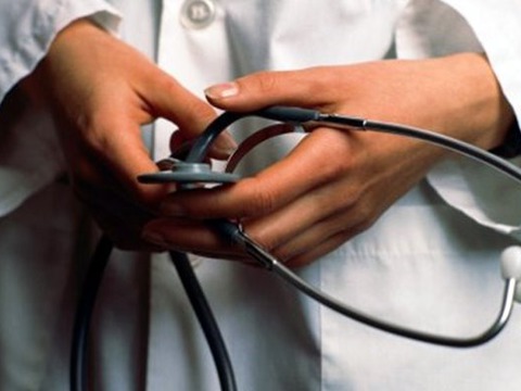 toi-elevii-i-studenii-au-dreptul-la-prescripie-pentru-medicamente-in-caz-de-urgena-la-cabinetele-colare-sau-studeneti