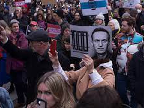 internationale-proteste-und-trauer-um-russischen-regierungs-kritiker-alexej-nawalny