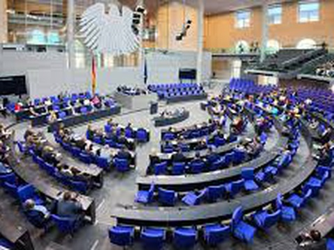 debatte-uber-entwurf-fur-haushaltsgesetz-im-bundestag-begonnen