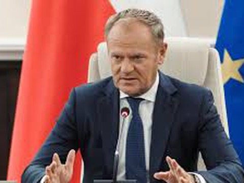 2-belarussen-nach-drohnenflug-uber-regierungsgebaude-in-warschau-festgenommen