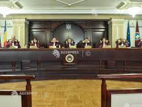 ccr-gesetz-uber-die-renten-von-richtern-verfassungswidrig