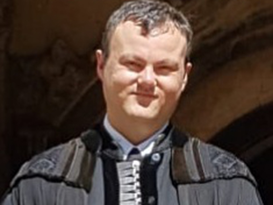radio-andacht-mit-nick-fernolendt-evangelischer-pfarrer-in-broos