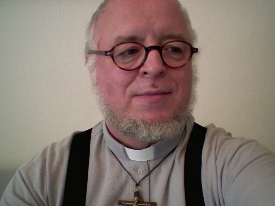 radio-andacht-mit-michael-winkler-evangelischer-pfarrer-i-r-aus-hamburg-deutschland