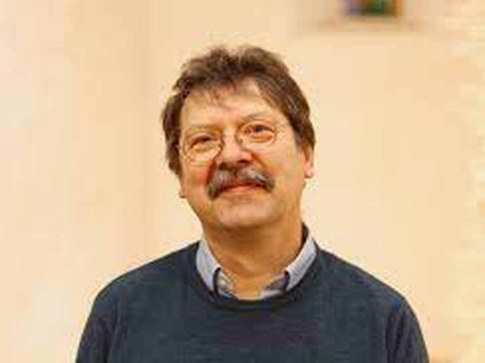 radio-andacht-mit-pfarrer-und-klinikseelsorger-jurgen-pillwitz-aus-naumburg-an-der-saale-deutschland-2023-urlaubsseelsorger-in-wolkendorf
