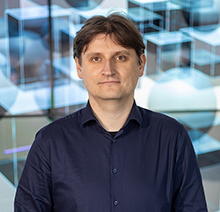 „Lumea de mâine începe azi” Invitat: dl. prof. dr. Radu Daniel Vatavu – Universitatea „Ștefan cel Mare”, Suceava, membru corespondent al Academiei Române „Lumea de mâine începe azi” Invitat: dl. prof. dr. Radu Daniel Vatavu – Universitatea „Ștefan cel Mare”, Suceava, membru corespondent al Academiei Române