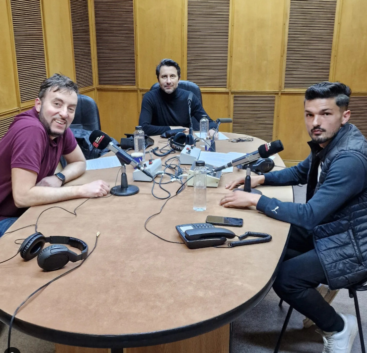 Căpșuni cu Bogdan Gugu Căpșuni cu Bogdan Gugu